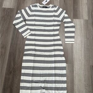 Chic Long Sleeve Striped Dress in Black and White